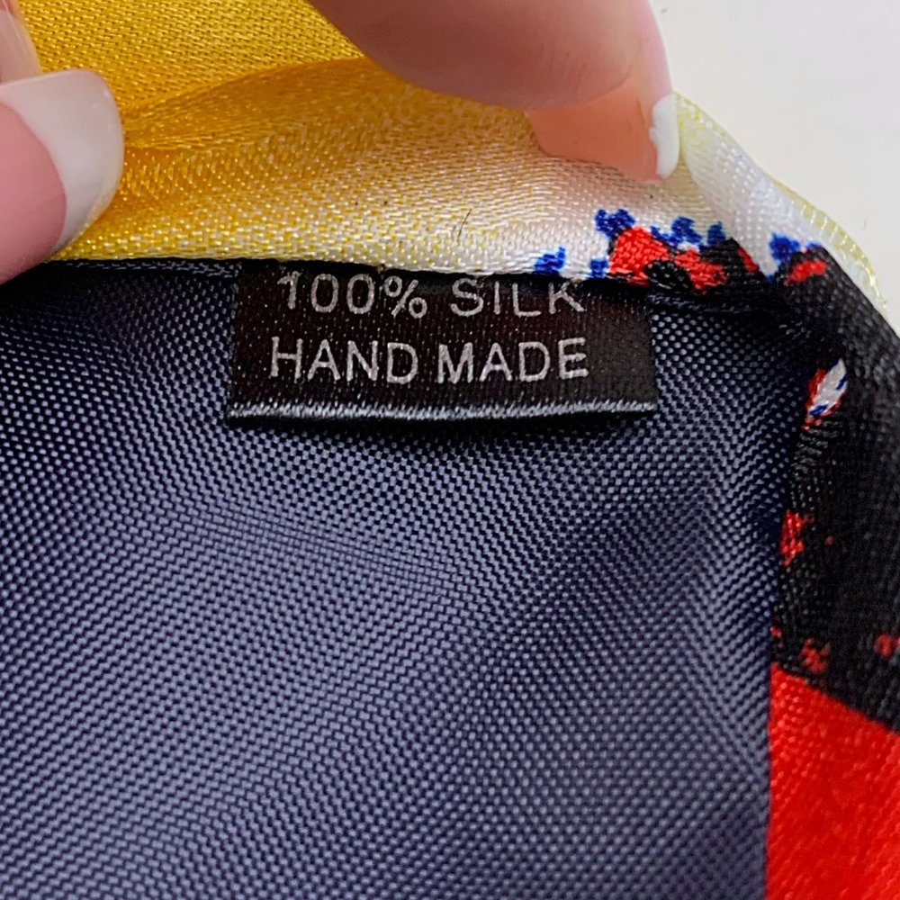 Warner Bros Looney Tunes Where's The Birdie Tie - Picture 8 of 8